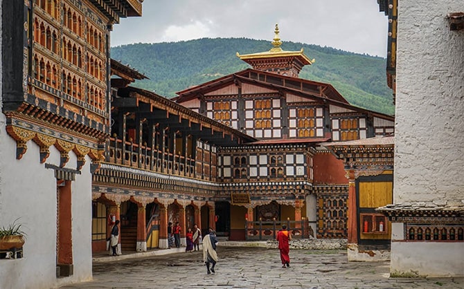paro-dzong_stephen-gollan